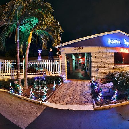 Adobe Hacienda Motel Холивуд Екстериор снимка